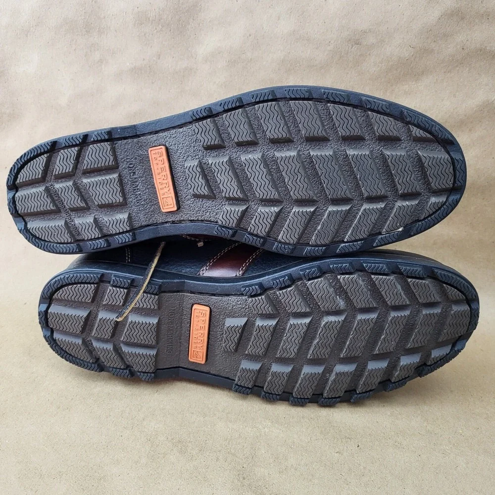 Sperry men size